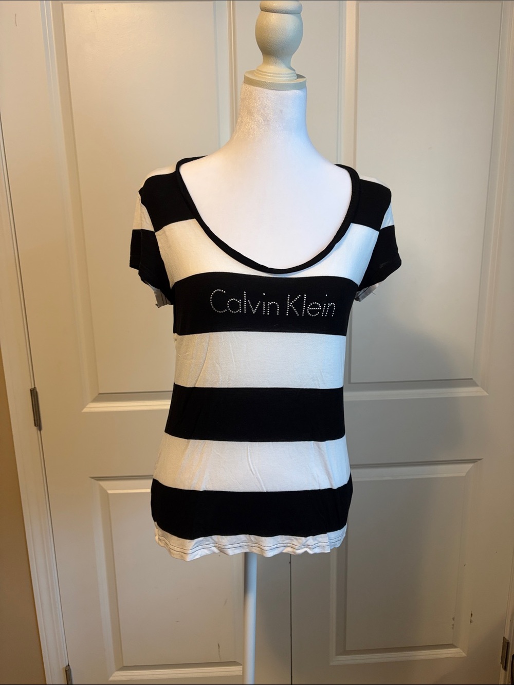 Calvin Klein Black and White Wide-Stripe Scoop Neck Tee